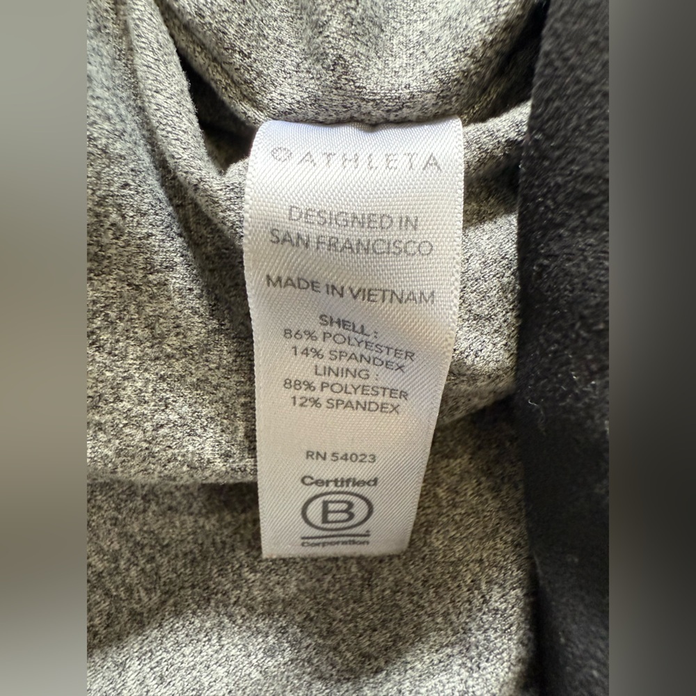 Athleta Women’s Black Attitude Lined Pants - Size 6 - Picture 7 of 8